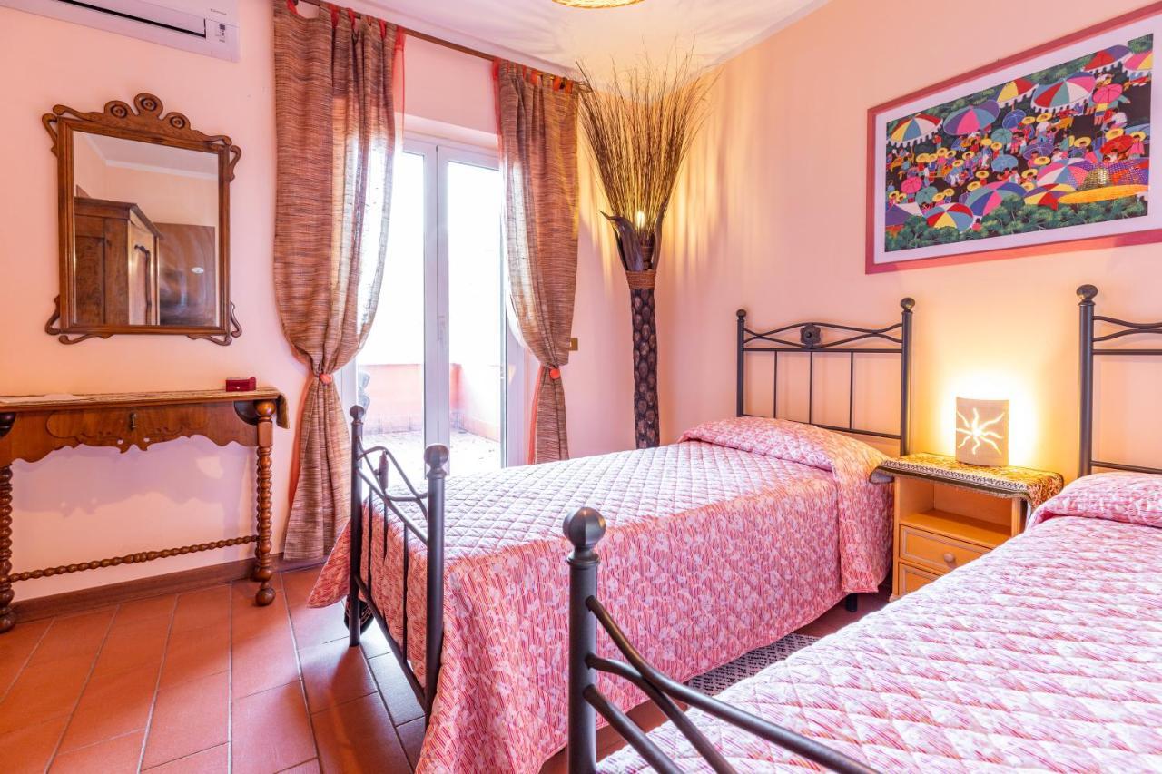 La Tana Delle Stelle B&B Di Charme E Relax 法拉因萨比纳 外观 照片