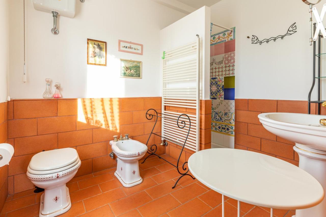 La Tana Delle Stelle B&B Di Charme E Relax 法拉因萨比纳 外观 照片